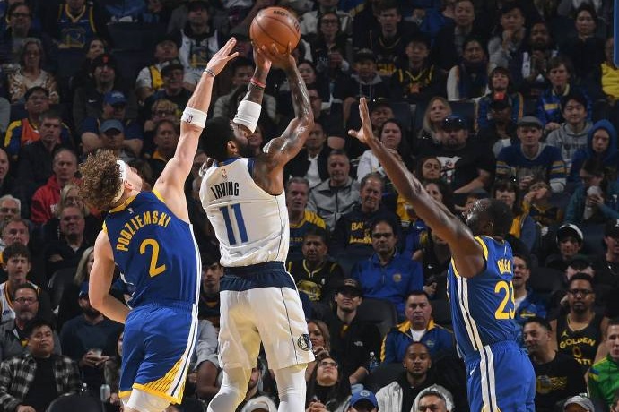 獨行俠傾向為歐文提供合同，著眼未來球隊競爭力