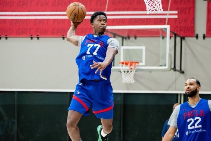 76 人官宣埃奇庫(kù)姆左手拇指扭傷，將缺席拉斯維加斯夏聯(lián)首戰(zhàn)