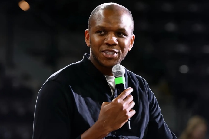 詹姆斯?瓊斯告別太陽(yáng)，執(zhí)掌 NBA 籃球運(yùn)營(yíng)大權(quán)