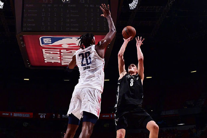 薩爾單場 8 記大帽改寫歷史,奇才險勝籃網 薩爾單場 8 記大帽改寫歷史,奇才險勝籃網