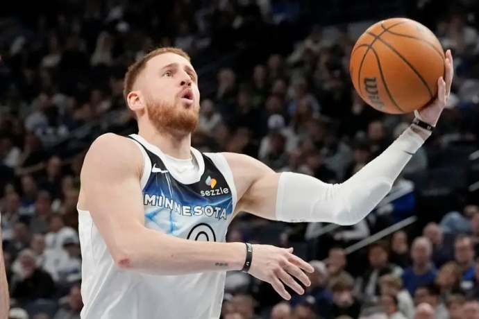 湖人報(bào)價(jià)迪文琴佐被拒，外線引援受阻