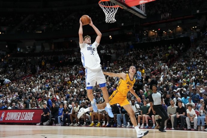 弗拉格請(qǐng)求出戰(zhàn)夏聯(lián)第三戰(zhàn)：新秀的渴望與成長(zhǎng)