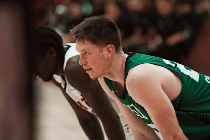 凱爾特人隊官方宣布簽下馬克斯 - 舒爾加