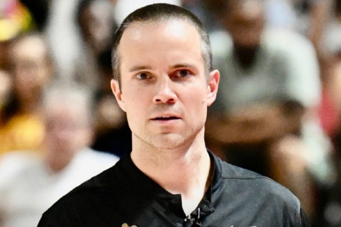 太陽官宣 25-26 賽季教練組,新面孔助力球隊重塑 太陽官宣 25-26 賽季教練組,新面孔助力球隊重塑