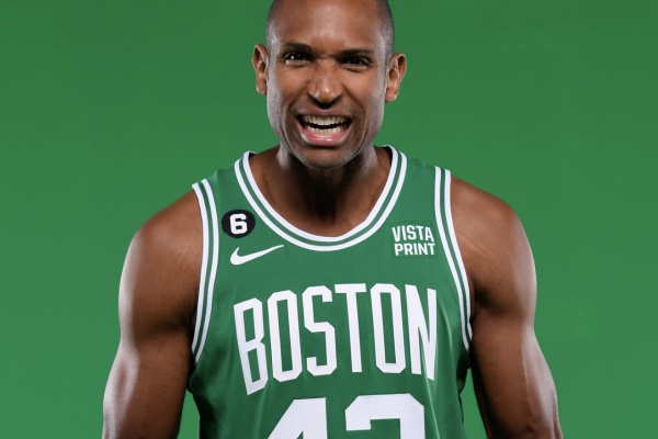 勇士加速陣容重組:交易庫明加換即戰力,霍福德梅爾頓加盟組新首發 勇士加速陣容重組:交易庫明加換即戰力,霍福德梅爾頓加盟組新首發