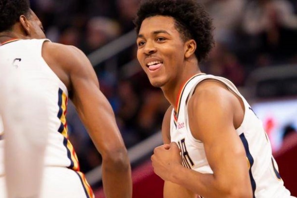 鋒線補強鎖定目標!勇士曝追墨菲三世,庫明加+三首輪成潛在籌碼 鋒線補強鎖定目標!勇士曝追墨菲三世,庫明加+三首輪成潛在籌碼