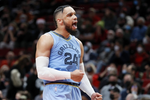 太陽新三叉戟正式亮相!布克誓言完成未竟事業,格林自信組合將令人驚訝 太陽新三叉戟正式亮相!布克誓言完成未竟事業,格林自信組合將令人驚訝